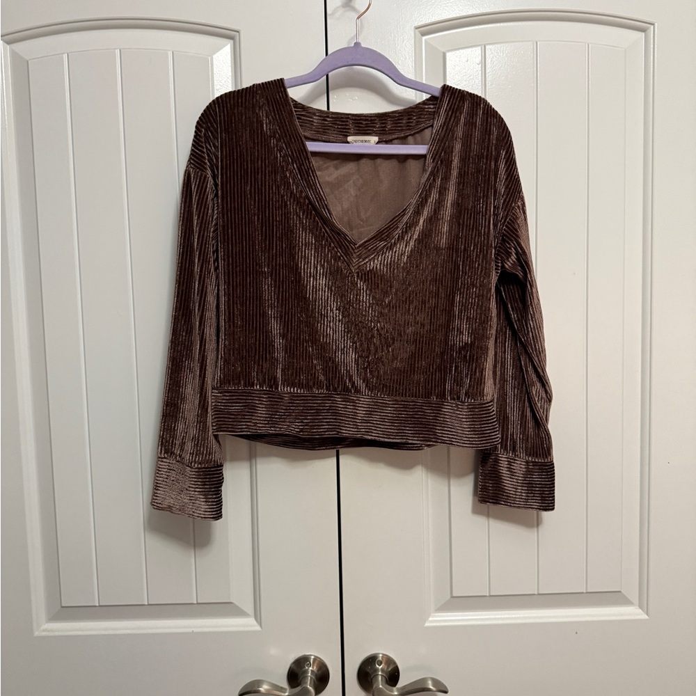 Chic Velvet Brown Crop Top